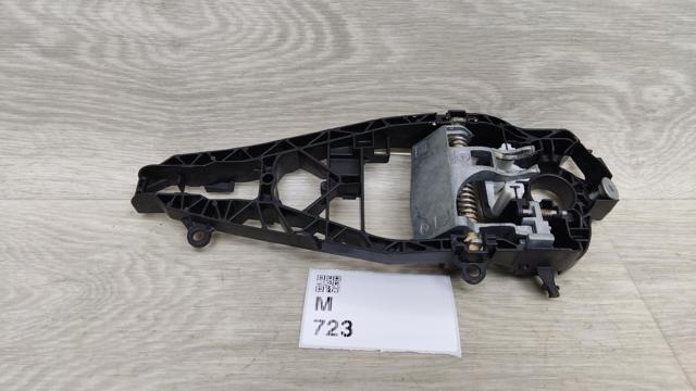Тримач зовнішньої ручки дверей, задніх правих 51217401210 BMW