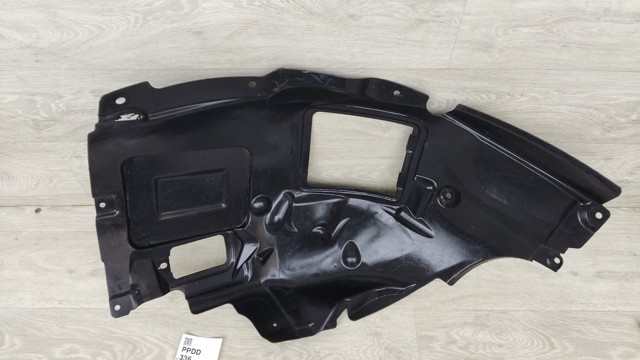 Підкрилок переднього крила, лівий передній 51717260725 BMW