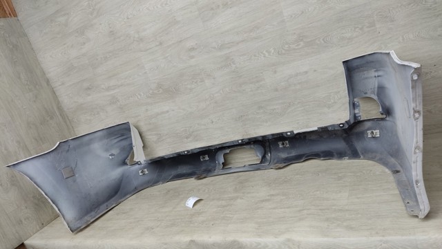 Кожух бампера заднього 5215960840 TOYOTA