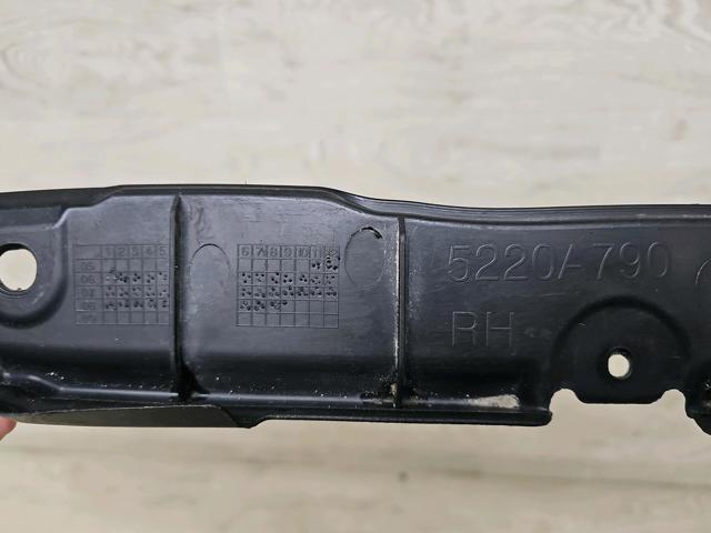 Підкрилок переднього крила, правий задній 5220A790 MITSUBISHI