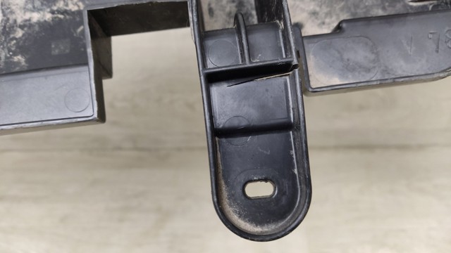 Захист бампера переднього 5261833110 TOYOTA