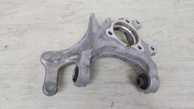 Кулак поворотний лівий 52710L0500 HYUNDAI