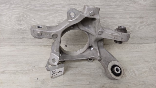 Кулак поворотний правий 52711GI000 HYUNDAI