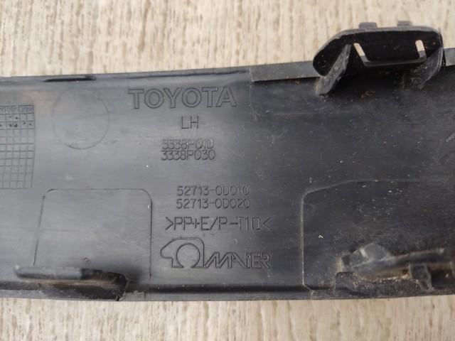 Молдинг переднього бампера, лівий 527130D010 TOYOTA