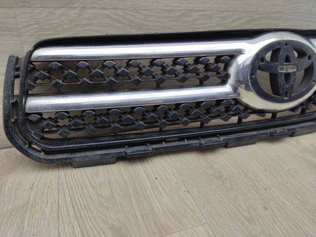Решітка 5310142190 TOYOTA