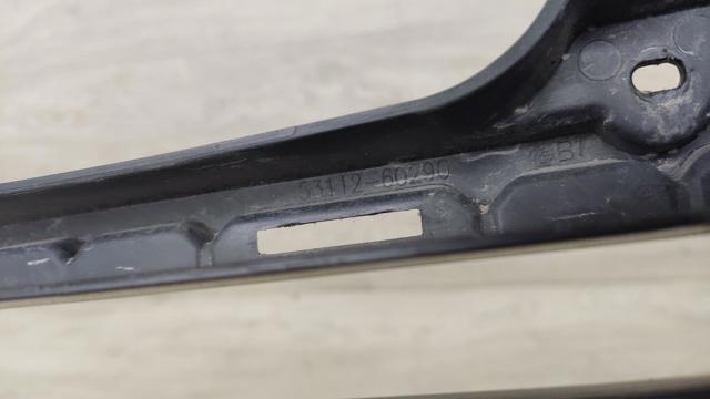 Решітка переднього бампера 5311260290 TOYOTA