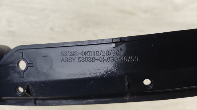 Ущільнювач молдинга капота 533930K010 TOYOTA