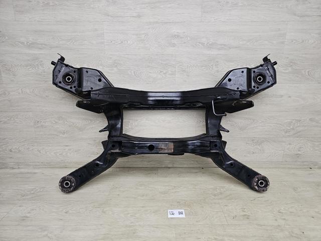 Балка задньої підвіски поперечна 554006RR2B NISSAN