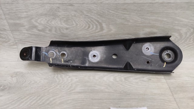 Кронштейн задньої балки 554515NA0A NISSAN