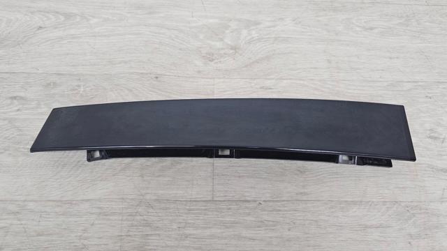 Накладка задньої двері, правої, вертикальна 561839902A041 VAG