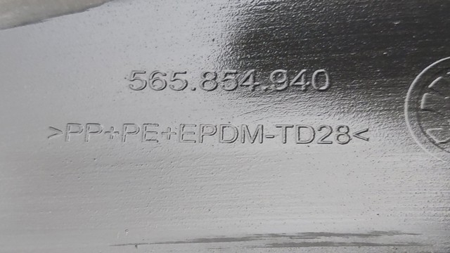 Молдинг передніх правих дверей 565854940 VAG