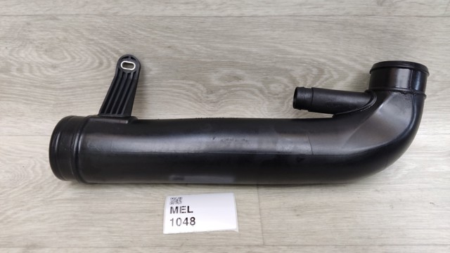 Патрубок повітряний, вхід в турбіну (наддув) 5C0129654 VAG