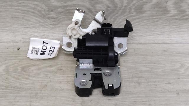 Замок кришки багажника 5F0827505 VAG