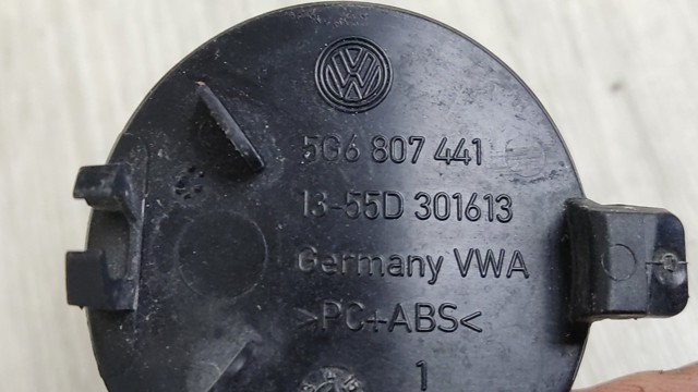 Заглушка бампера буксирувального гака, задня 5G6807441 VAG