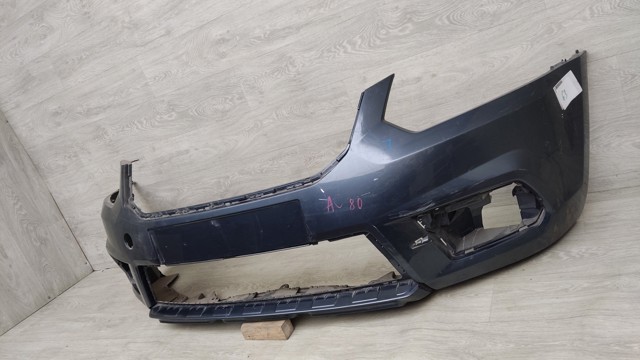 Бампер передній 5L0807221K VAG