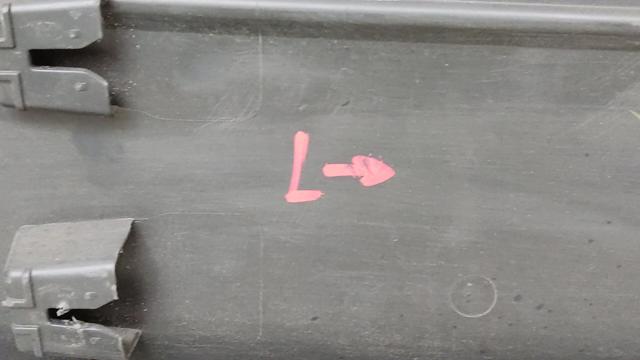 Молдинг передніх лівих дверей, нижній 5NL854939E9B9 VAG