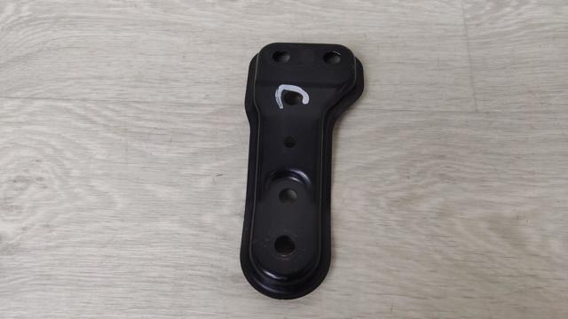 Кронштейн передньої балки 5Q0199517G VAG