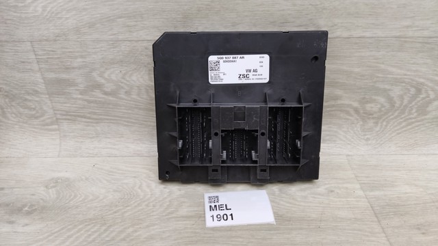 Блок комфорту 5Q0937087AR VAG