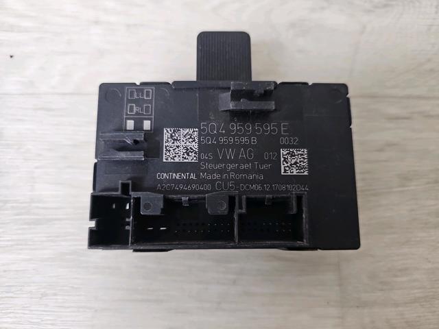 Блок комфорту задніх дверей 5Q4959595E VAG