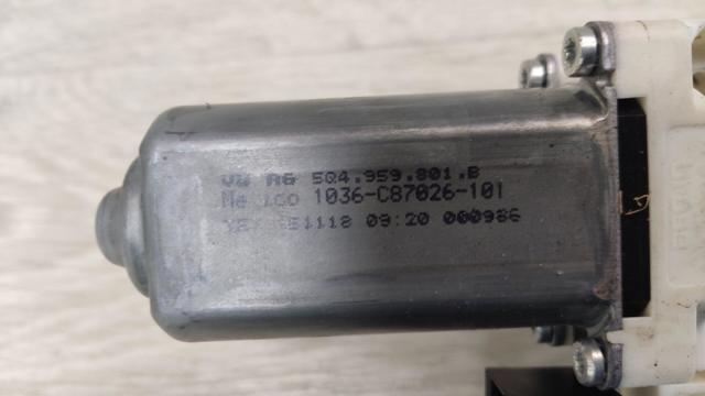 Привід ліфта передній 5Q4959801B VAG