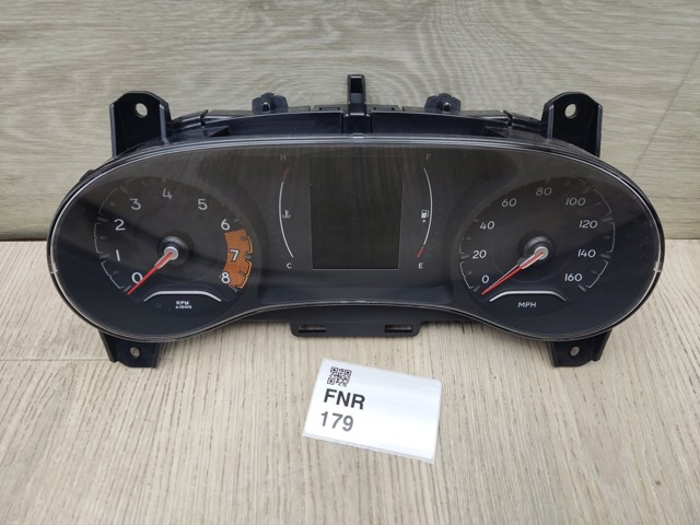 Щиток приладів (комбінація) 5UT89DX9AH CHRYSLER