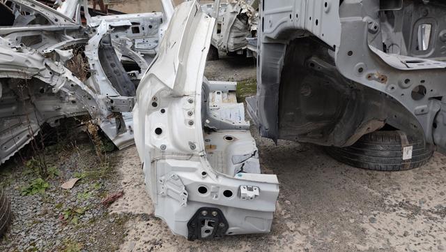 Крило заднє 6160276030 TOYOTA
