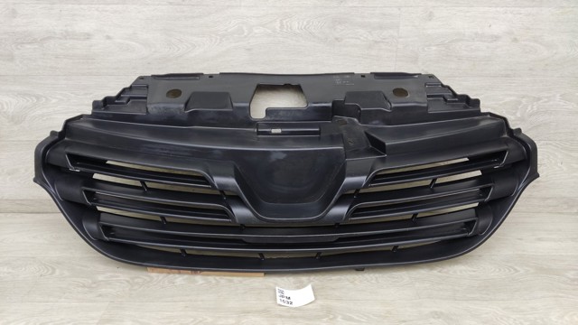 Облицювання радіатора 623108673R RENAULT
