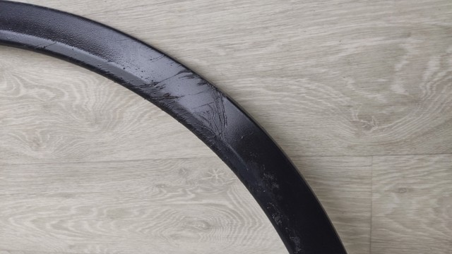 Молдинг арки крила переднього, правий 638604CE0A NISSAN