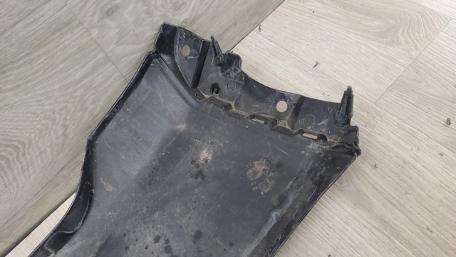 Накладка бампера переднього 6400G468 MITSUBISHI