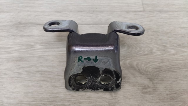 Петля передніх дверей, правою 67420T2FA02ZZ HONDA