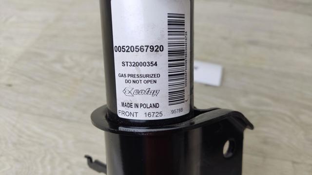 Стійка передня права 68259678AB MARKET (OEM)