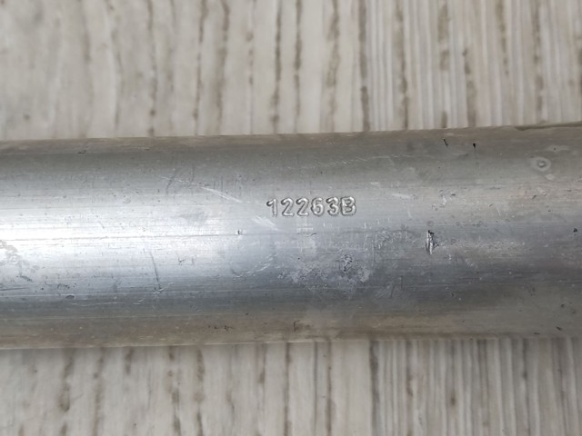 Розпірка передніх стійок підвіски, права 7180316 BMW