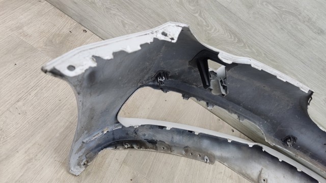 Кожух бампера переднього 72758411 BMW