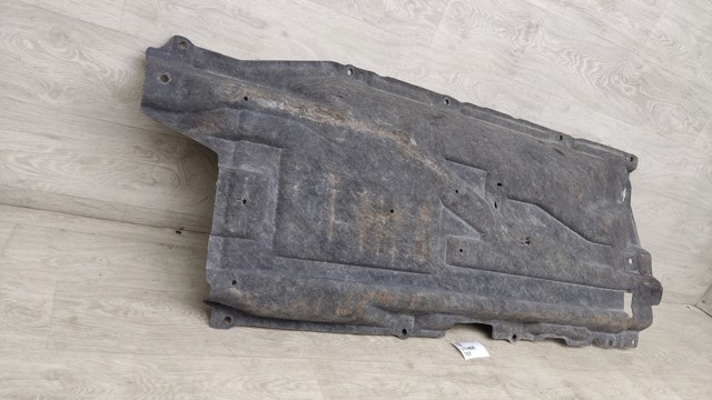 Захист днища, правий 748146RR0A NISSAN