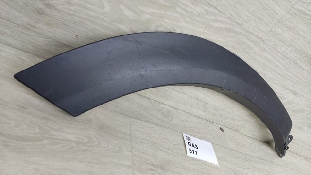 Накладка задніх правих дверей 7506178010 TOYOTA