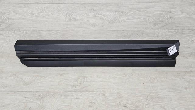 Молдинг передньої правої двері 7507148100 TOYOTA
