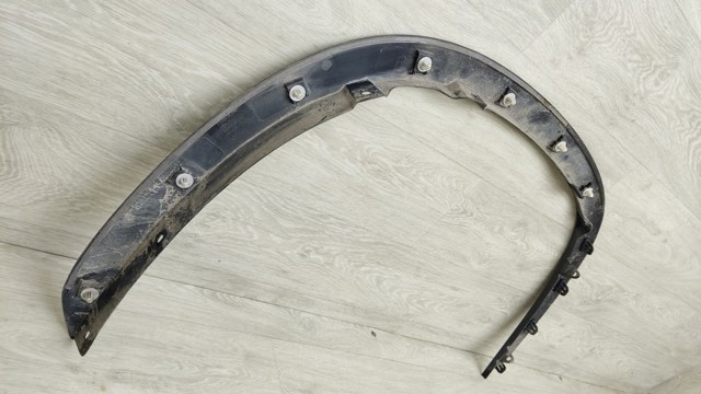 Накладка передньої лівої арки колеса 750860E040 TOYOTA
