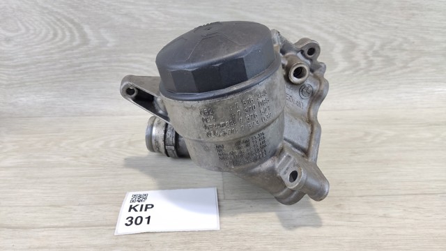 Корпус масляного фільтра 7516383 BMW