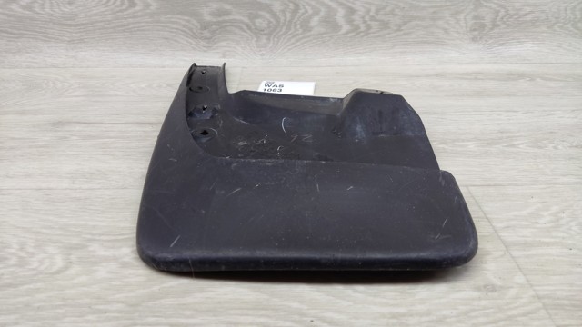 Бризковики передній, лівий 7662260150 TOYOTA