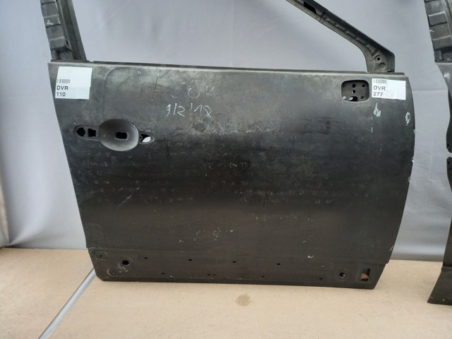 Дверка передня права 801008930R RENAULT