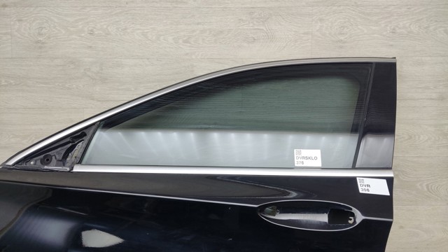 Скло водійських дверей 803135DA0A NISSAN