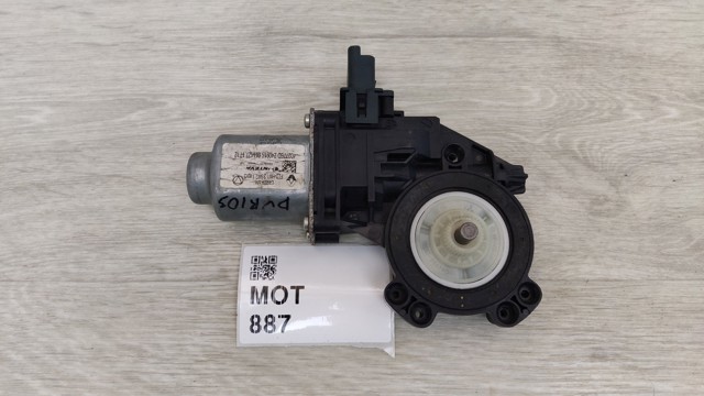 Склопідйомник передньої лівої двері 807215959R RENAULT
