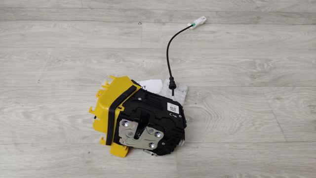 Замок водійських дверей 81310L1010 HYUNDAI