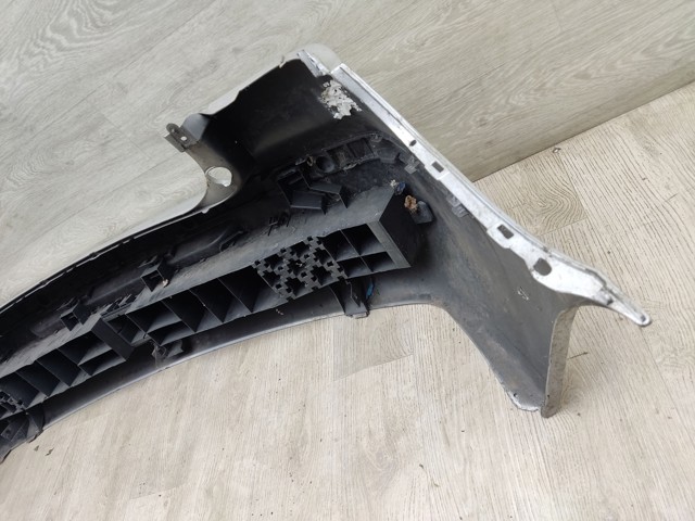 Кожух бампера заднього 8200002668 RENAULT