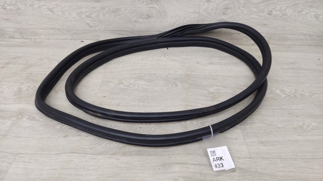 Ущільнювач дверей передніх, лівих (на кузові) 82110GI000 HYUNDAI
