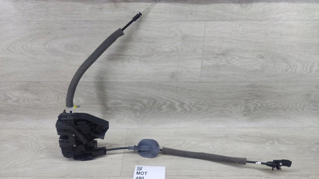 Замок задньої двері, лівої 825039922R RENAULT