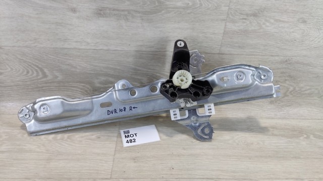 Механізм склопідйомника двері задньої, правої 827203827R RENAULT