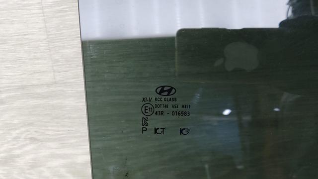 Скло заднє праве 83420GI030 HYUNDAI