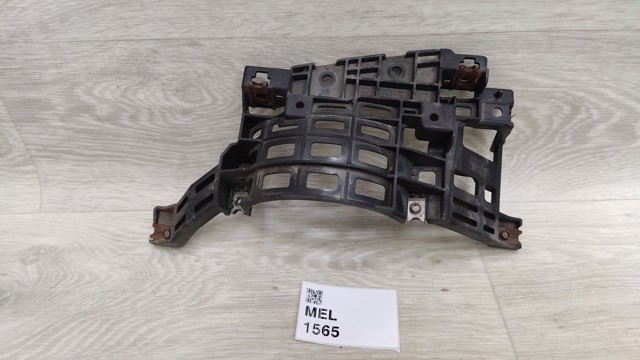 Кронштейн бампера заднього, правий 850185NA0A NISSAN