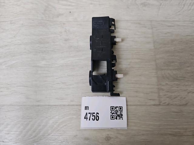 Кріплення бампера 86513D3000 HYUNDAI